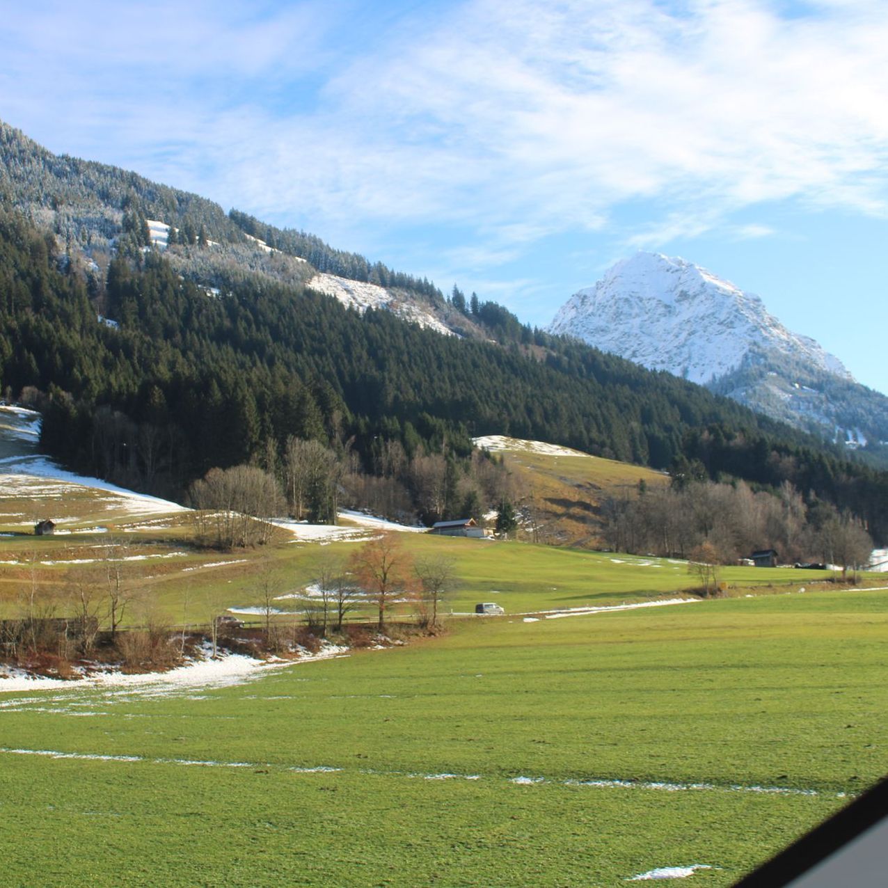 Blick auf das Rubihorn vom Balkon der allergikerfreundlichen Ferienwohnung Epp in Schöllang bei Oberstdorf